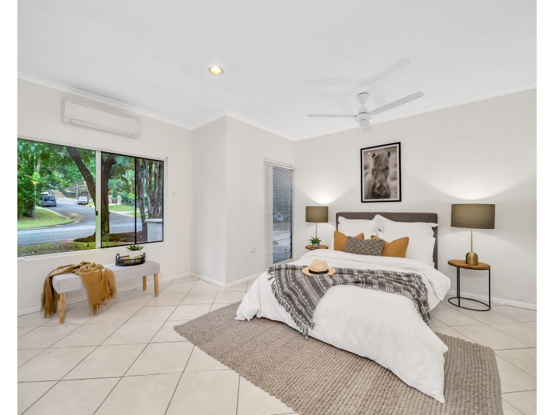92 Hobson Drive, Brinsmead QLD 4870