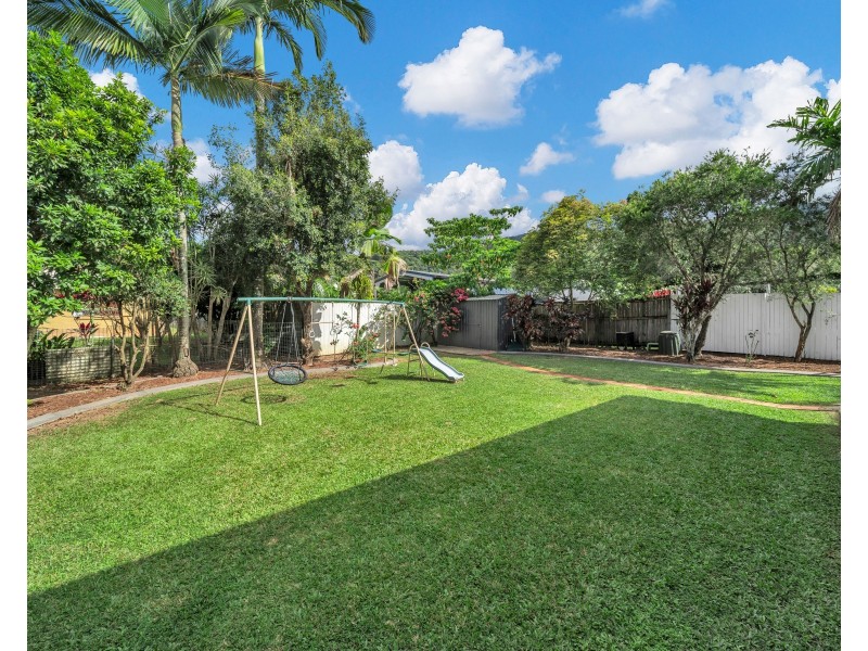 5 Mango Drive, Earlville QLD 4870