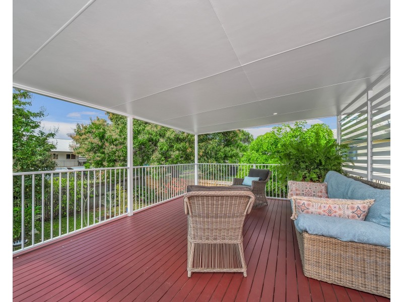 18 Downing St, Earlville QLD 4870