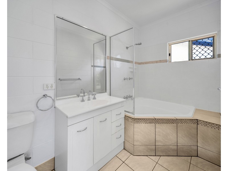 20 Arkendeith Drive, Edmonton QLD 4869