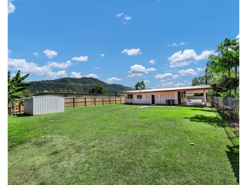 35 Koch Street, Mooroobool QLD 4870