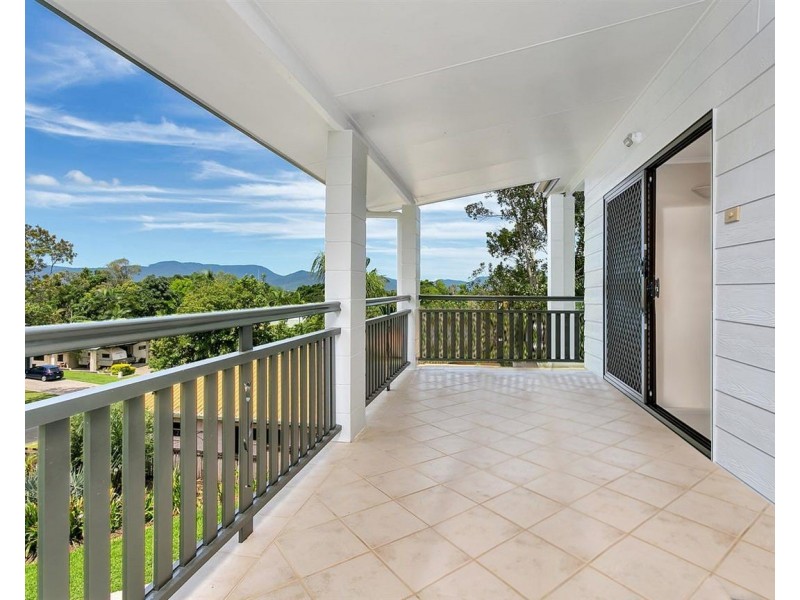 11 Minerva Avenue, Mooroobool QLD 4870