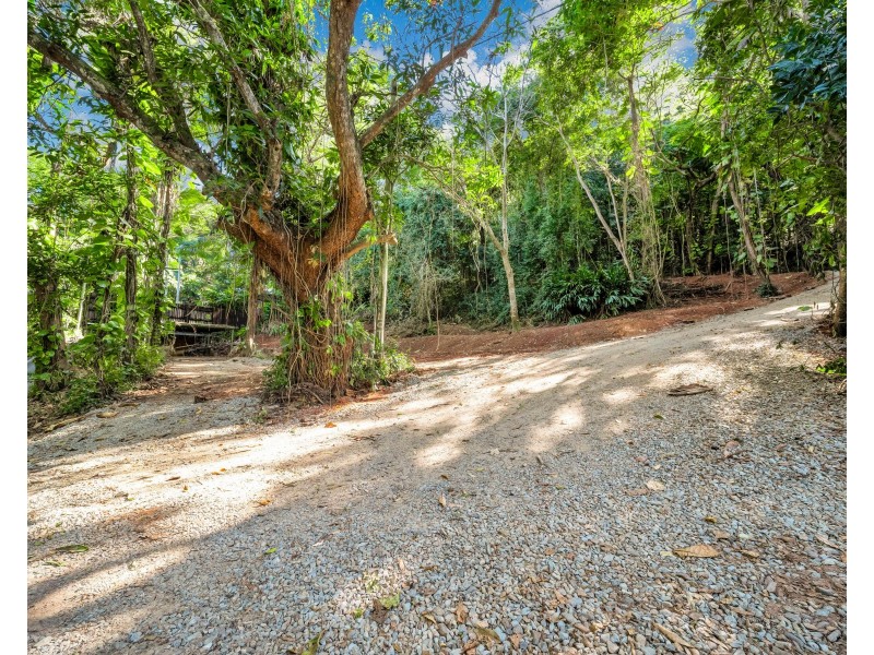 428-432 Brinsmead Road, Brinsmead QLD 4870