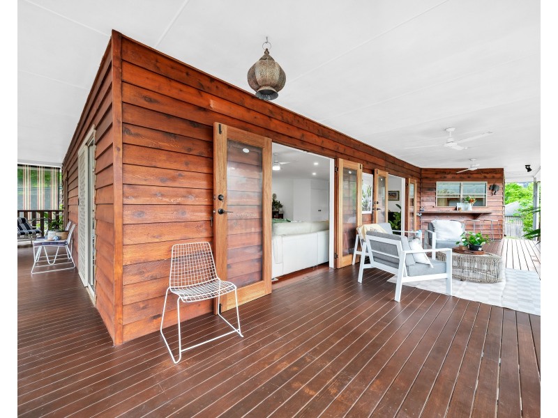 25 Timberlea Drive, Bentley Park QLD 4869