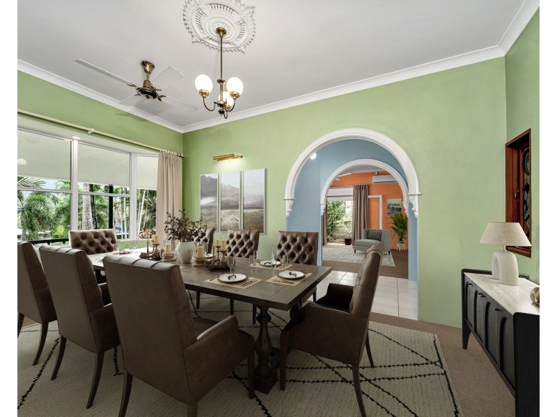 1 Moule Drive, Whitfield QLD 4870