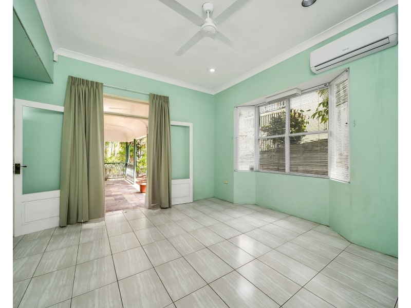 1 Moule Drive, Whitfield QLD 4870