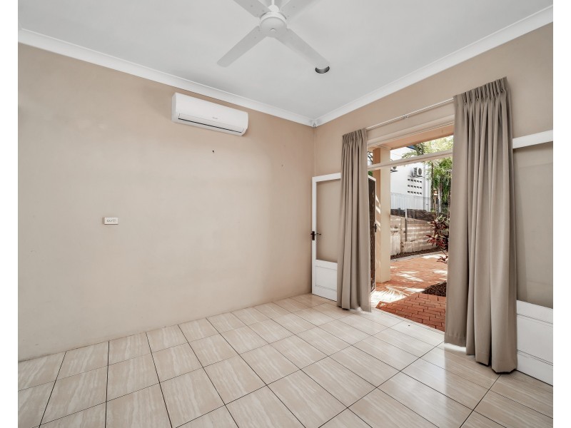 1 Moule Drive, Whitfield QLD 4870