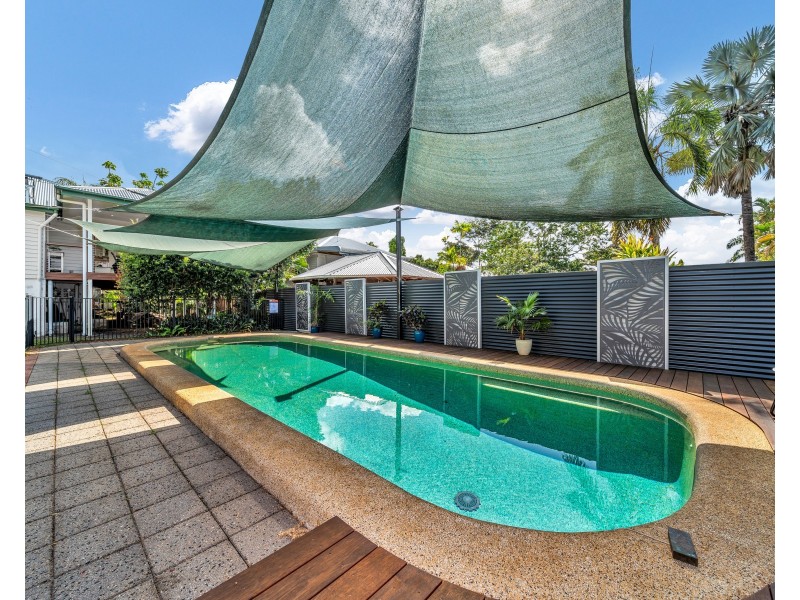 7 George Street, Earlville QLD 4870