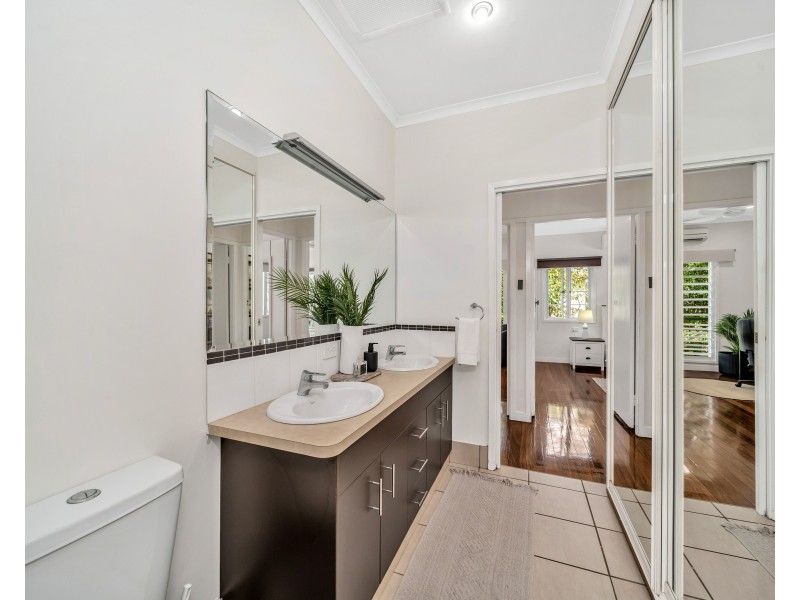 7 George Street, Earlville QLD 4870