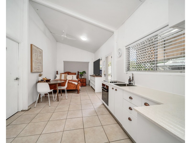 61 Fretwell Road, White Rock QLD 4868