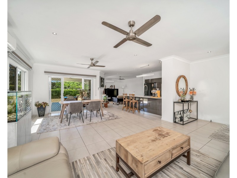 44 McFarlane Drive, Kanimbla QLD 4870