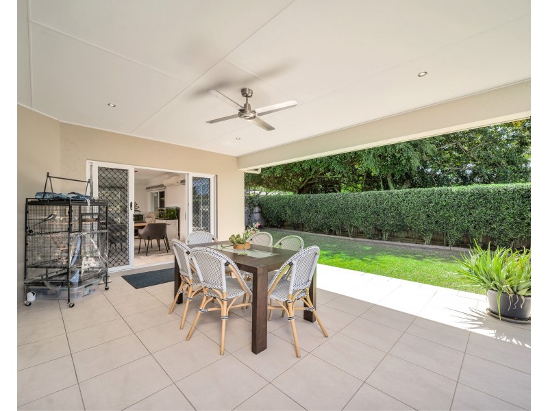 44 McFarlane Drive, Kanimbla QLD 4870