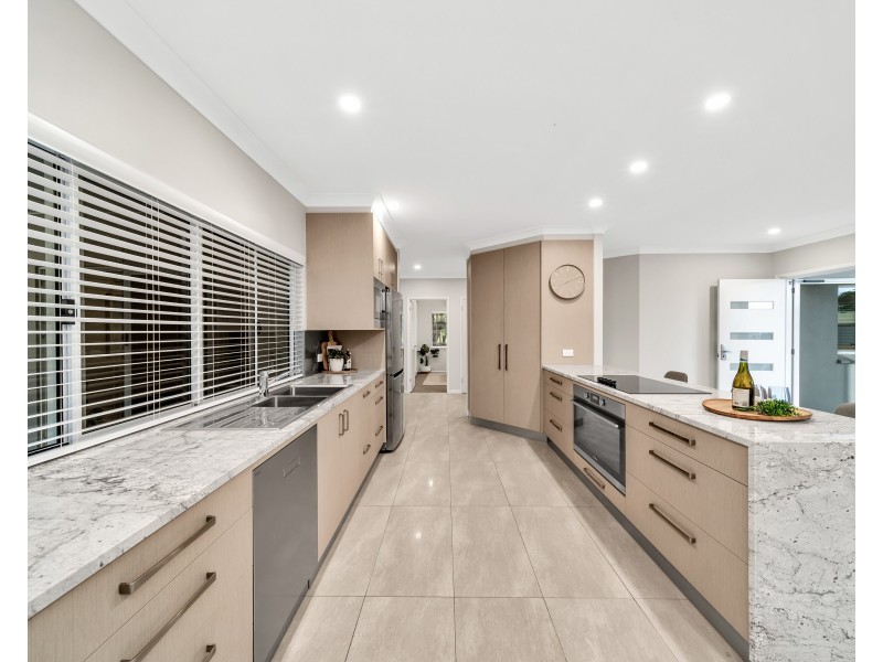 27-31 Hickey Close, Gordonvale QLD 4865