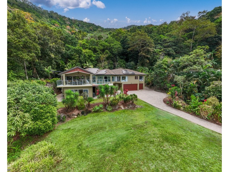 3 Juno Close, Mooroobool QLD 4870