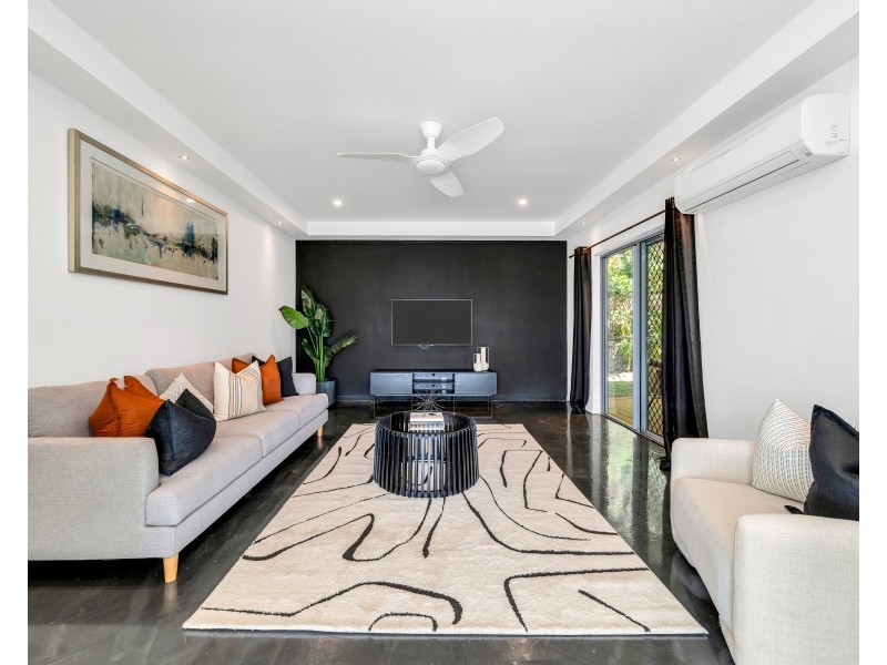 3 Juno Close, Mooroobool QLD 4870