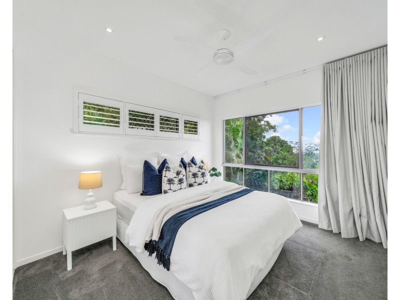 3 Juno Close, Mooroobool QLD 4870