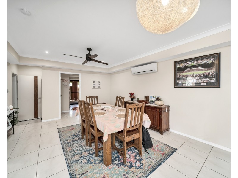 28 Ainscow Drive, Bentley Park QLD 4869
