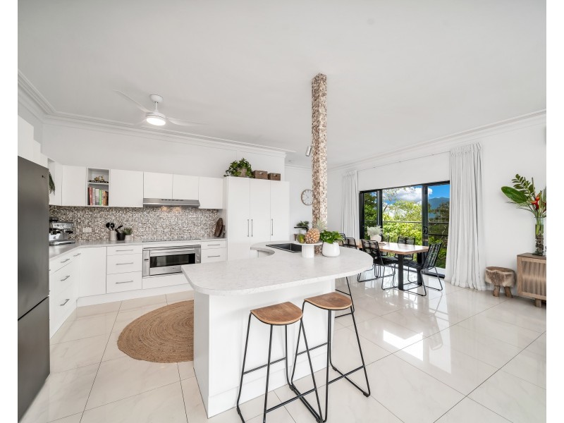 18 Dowsett Close, Yorkeys Knob QLD 4878