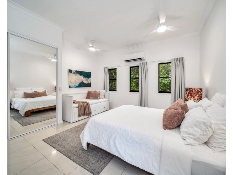 18 Dowsett Close, Yorkeys Knob QLD 4878