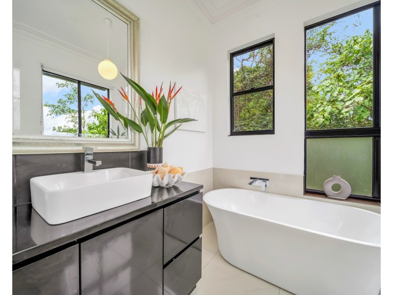 18 Dowsett Close, Yorkeys Knob QLD 4878