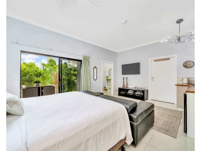 18 Dowsett Close, Yorkeys Knob QLD 4878