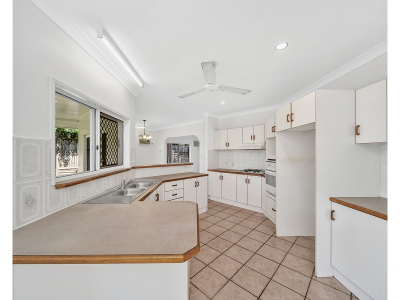 11 Percy Street, Mount Sheridan QLD 4868