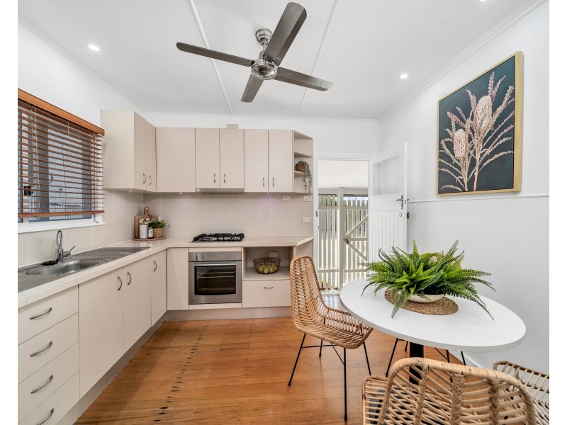 9 Doyle Street, Bungalow QLD 4870