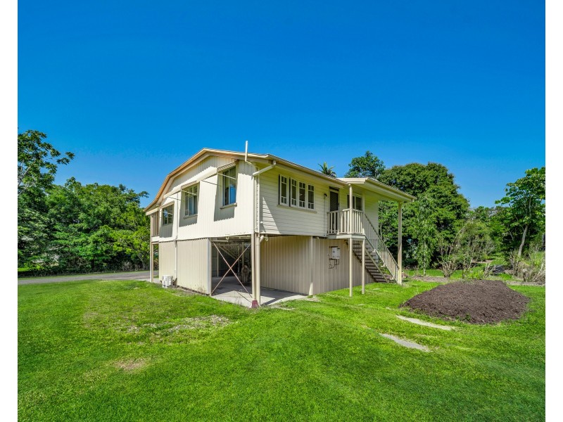 11 Heavey Street, Innisfail QLD 4860