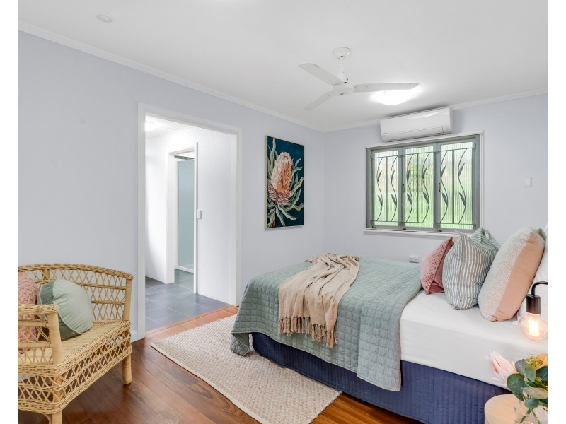 161-163 Jensen Street, Whitfield QLD 4870