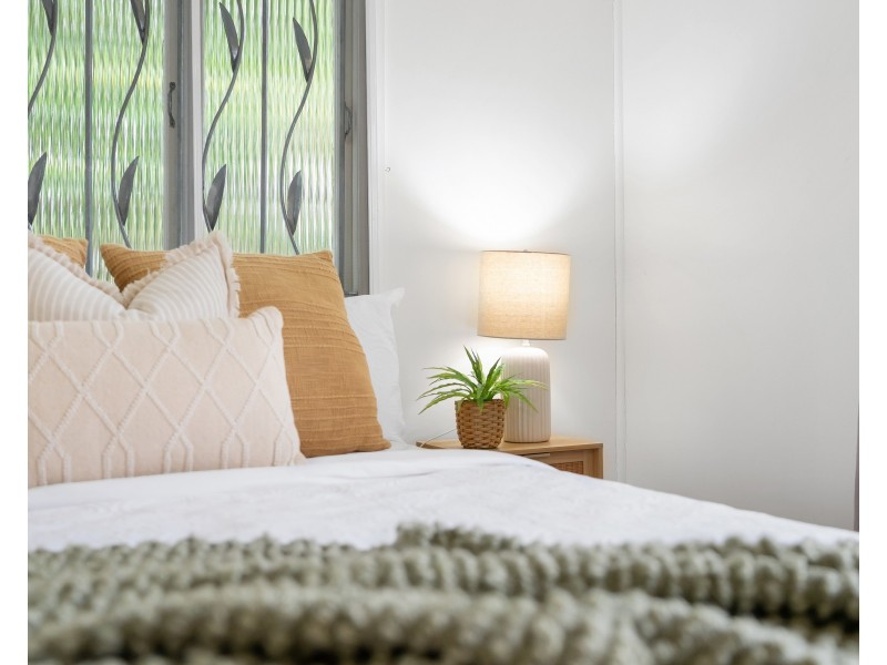 161-163 Jensen Street, Whitfield QLD 4870