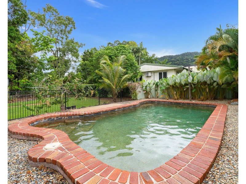 161-163 Jensen Street, Whitfield QLD 4870