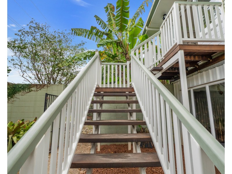 161-163 Jensen Street, Whitfield QLD 4870