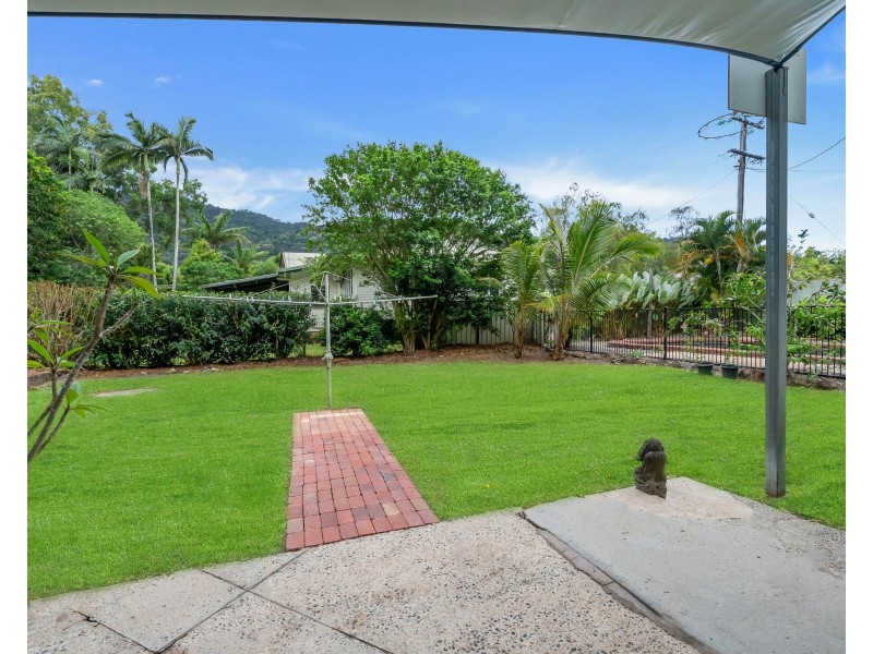 161-163 Jensen Street, Whitfield QLD 4870