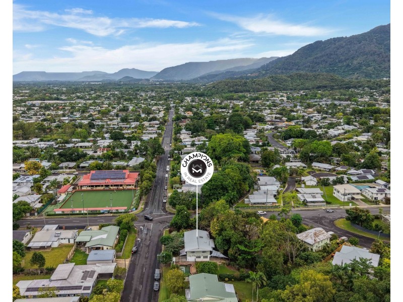 161-163 Jensen Street, Whitfield QLD 4870