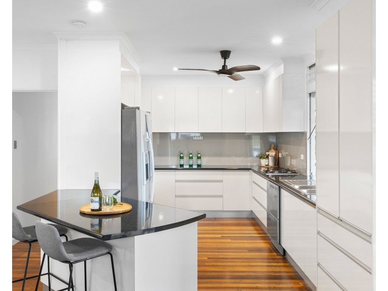 18 Stephens Street, Manunda QLD 4870