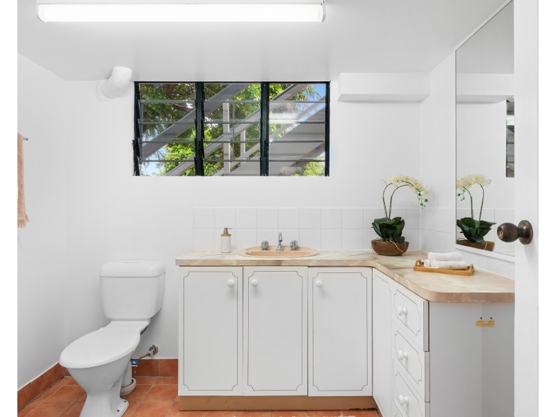 18 Stephens Street, Manunda QLD 4870