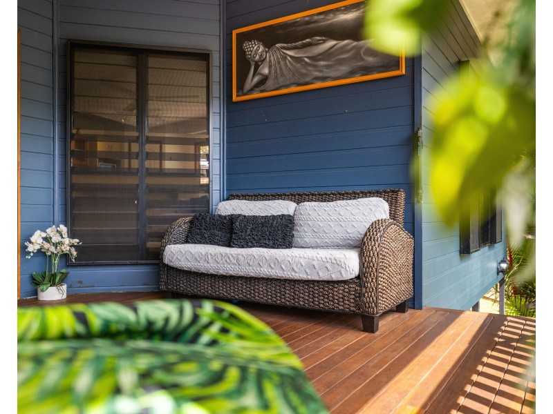 2 Powell Place, Bentley Park QLD 4869