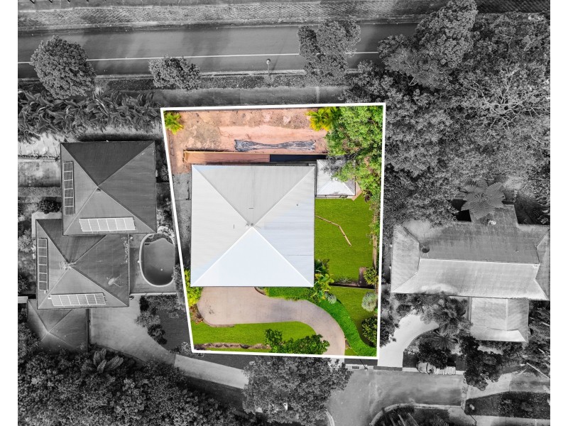 2 Powell Place, Bentley Park QLD 4869