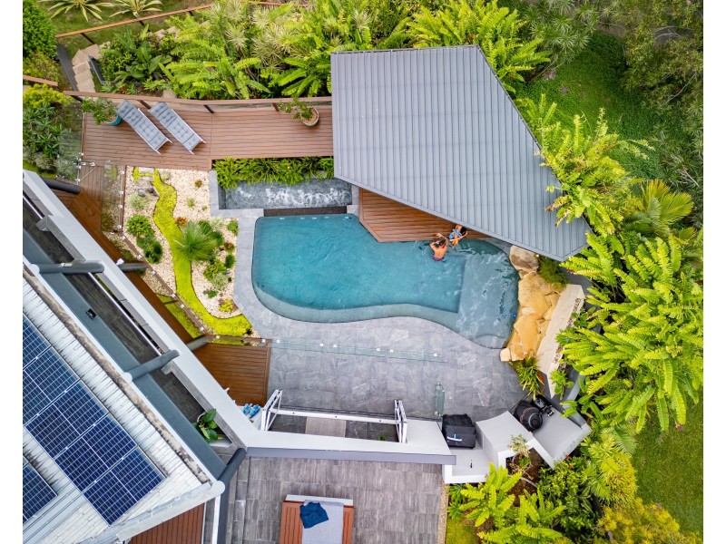 114A Hillview Crescent, Whitfield QLD 4870