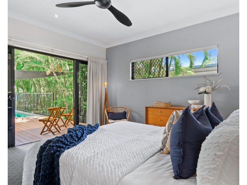 3  Eleanor Close, Mooroobool QLD 4870