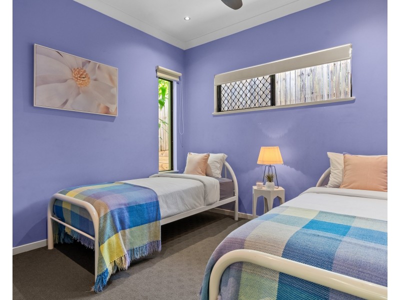 3  Eleanor Close, Mooroobool QLD 4870