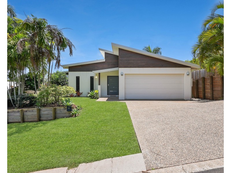 3  Eleanor Close, Mooroobool QLD 4870