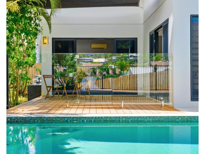 3  Eleanor Close, Mooroobool QLD 4870