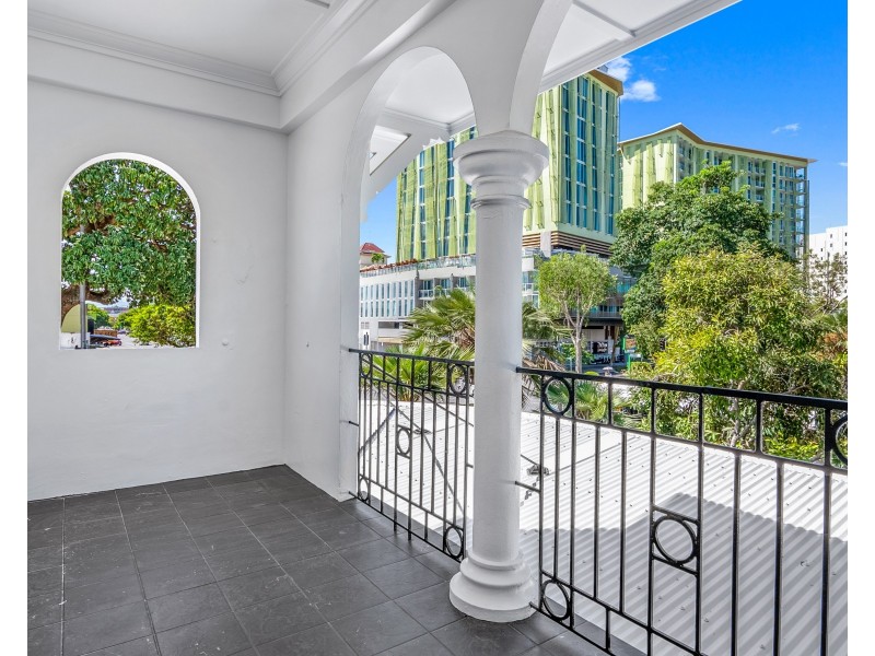 131 Lake Street, Cairns City QLD 4870