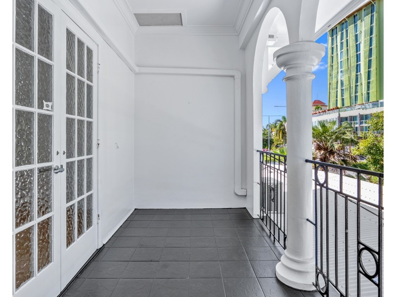 131 Lake Street, Cairns City QLD 4870