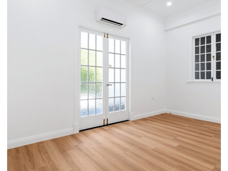 131 Lake Street, Cairns City QLD 4870