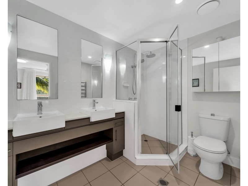 827/12-21 Gregory Street, Westcourt QLD 4870