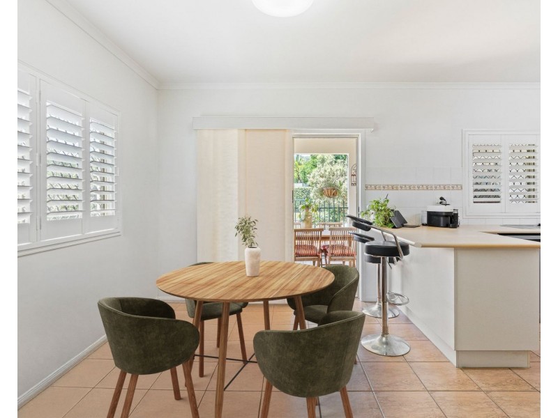 23 Nell Close, Kanimbla QLD 4870