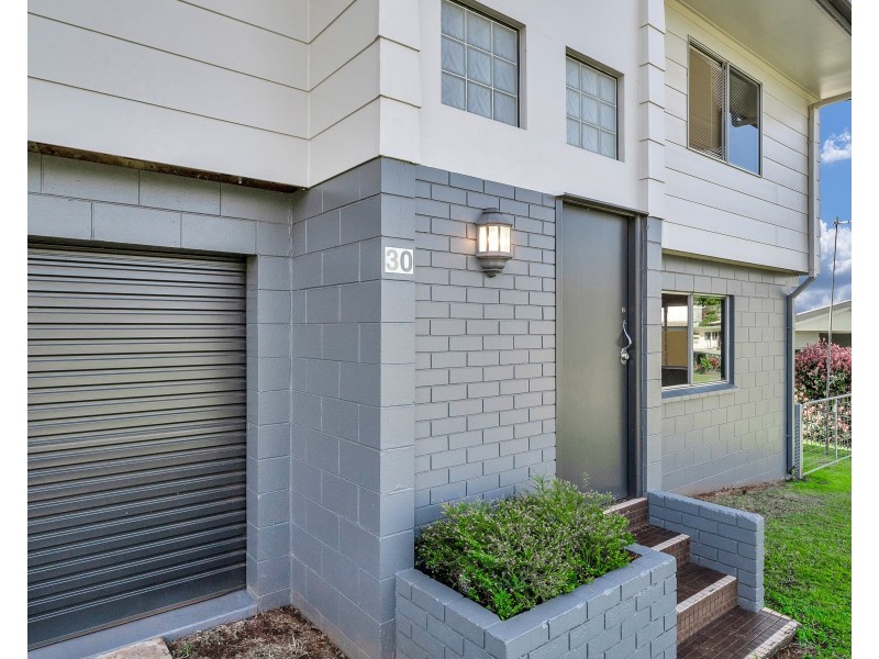 30 Bella Vista Avenue, Belvedere QLD 4860
