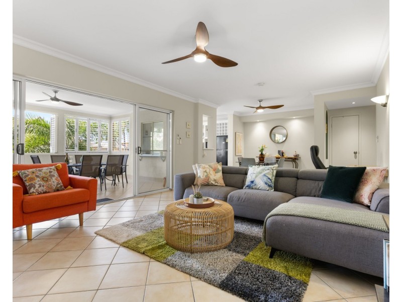 612/2-10 Greenslopes Street, Cairns North QLD 4870